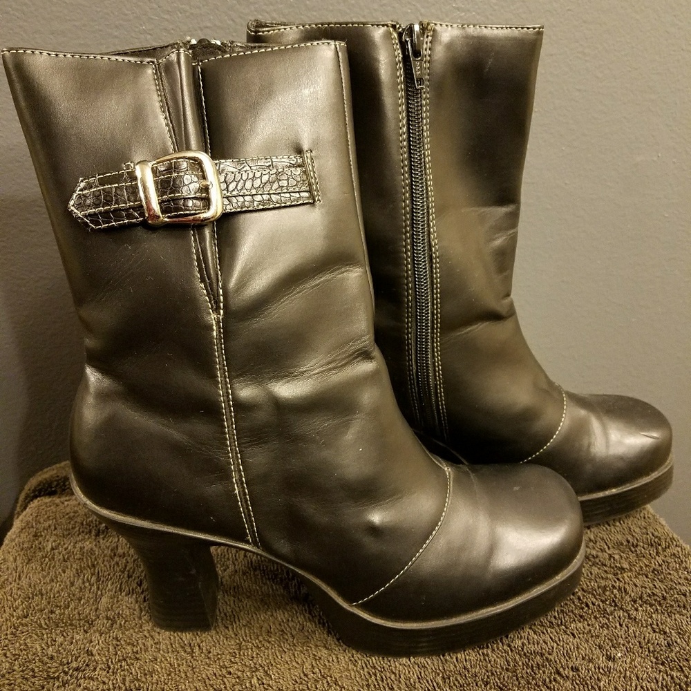super comfortable above the ankle boots